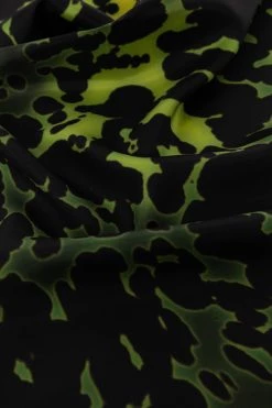 Dries Van Noten Sjaals Silk Shawl Green -Dries Van Noten Verkoopwinkel 1d8e8e8543c7cd520de5f7660bebb1f3