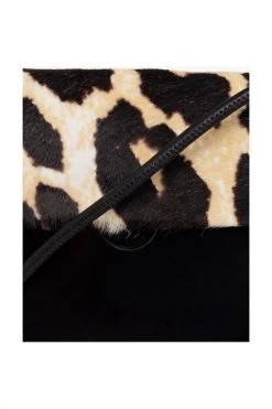 Dries Van Noten Portefeuilles Strapped Wallet Black 10 Dries Van Noten Portefeuilles Strapped Wallet Black -Dries Van Noten Verkoopwinkel 46f1a11ddbe94544be8addaa8faca189