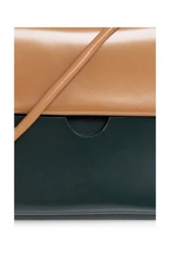 Dries Van Noten Portefeuilles Strapped Wallet Green 13 Dries Van Noten Portefeuilles Strapped Wallet Green -Dries Van Noten Verkoopwinkel 656d53e7924b469162aed6265421662e